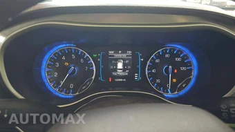 2017 Chrysler Pacifica Touring 121.6" WB - miniatura 35