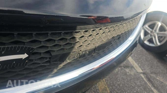 2017 Chrysler Pacifica Touring 121.6" WB – miniatura 42