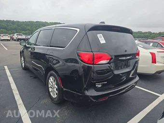 2017 Chrysler Pacifica Touring 121.6" WB – miniatura 6