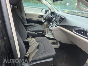 2017 Chrysler Pacifica Touring 121.6" WB – miniatura 8