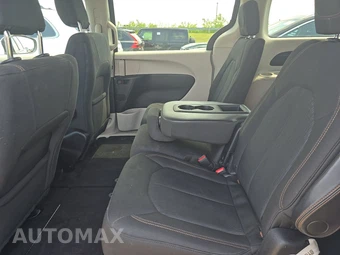 2017 Chrysler Pacifica Touring 121.6" WB – miniatura 13