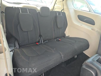 2017 Chrysler Pacifica Touring 121.6" WB – miniatura 14