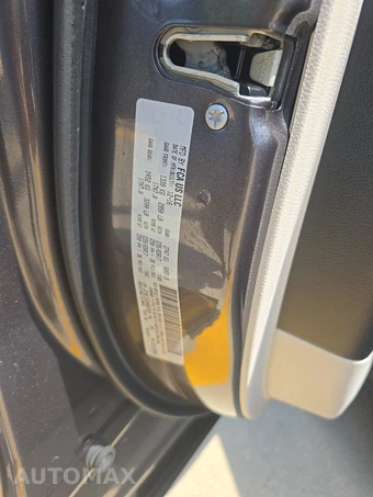 2017 Chrysler Pacifica Touring 121.6" WB – miniatura 15