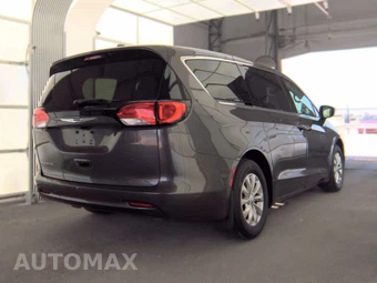 2017 Chrysler Pacifica Touring 121.6" WB – miniatura 4