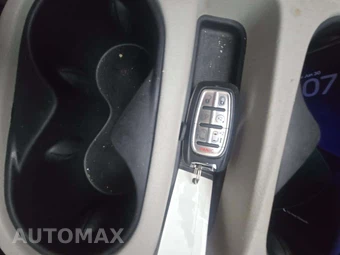 2017 Chrysler Pacifica Touring 121.6" WB – miniatura 5