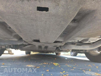 2017 Chrysler Pacifica Touring 121.6" WB – miniatura 16