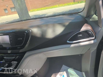 2017 Chrysler Pacifica Touring 121.6" WB – miniatura 20