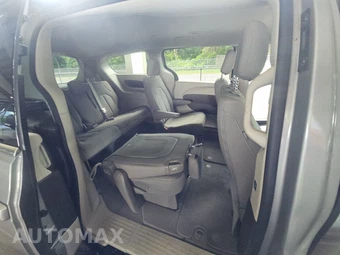 2017 Chrysler Pacifica Touring 121.6" WB – miniatura 14