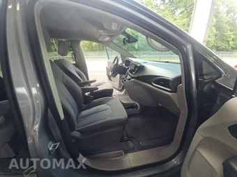 2017 Chrysler Pacifica Touring 121.6" WB – miniatura 8