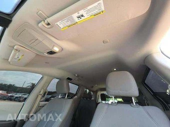 2017 Chrysler Pacifica Touring 121.6" WB – miniatura 12