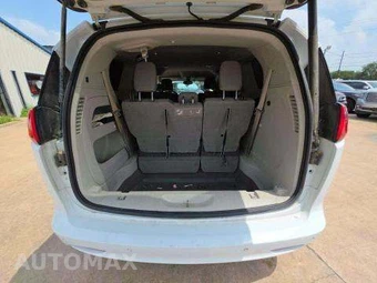 2017 Chrysler Pacifica Touring 121.6" WB – miniatura 16
