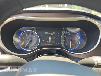 2017 Chrysler Pacifica Touring 121.6" WB – miniatura 12