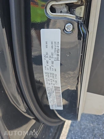 2017 Chrysler Pacifica Touring 121.6" WB – miniatura 15
