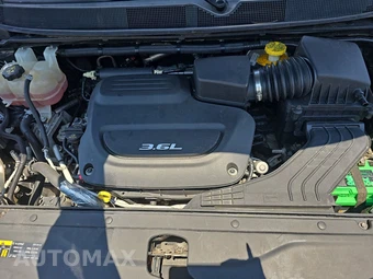 2017 Chrysler Pacifica Touring 121.6" WB – miniatura 16