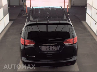 2017 Chrysler Pacifica Touring 121.6" WB – miniatura 5