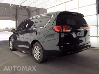 2017 Chrysler Pacifica Touring 121.6" WB – miniatura 6