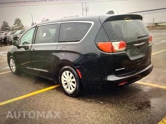 2017 Chrysler Pacifica Touring 121.6" WB – miniatura 4