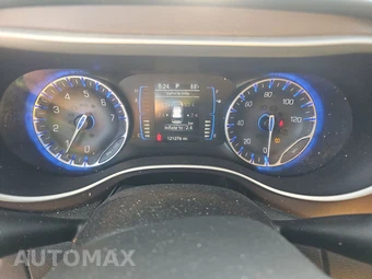 2017 Chrysler Pacifica Touring L 121.6" WB – miniatura 12