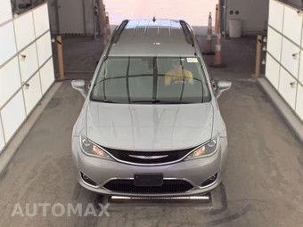 2017 Chrysler Pacifica Touring L 121.6" WB – miniatura 2