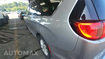 2017 Chrysler Pacifica Touring L 121.6" WB – miniatura 48