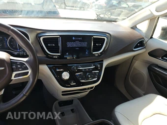 2017 Chrysler Pacifica Touring L 121.6" WB – miniatura 11