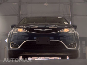 2017 Chrysler Pacifica Touring L 121.6" WB – miniatura 3