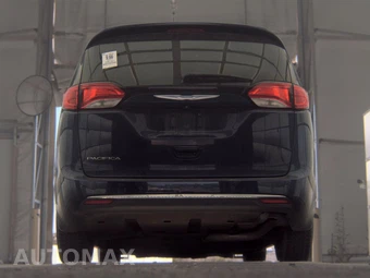 2017 Chrysler Pacifica Touring L 121.6" WB – miniatura 7