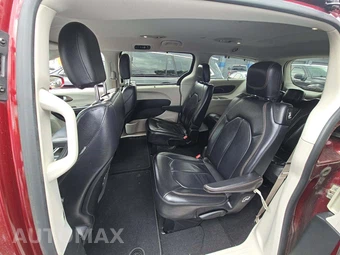 2017 Chrysler Pacifica Touring L 121.6" WB - miniatura 13