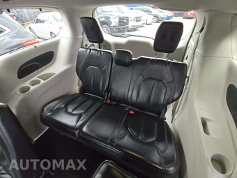 2017 Chrysler Pacifica Touring L 121.6" WB - miniatura 14