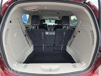 2017 Chrysler Pacifica Touring L 121.6" WB - miniatura 15