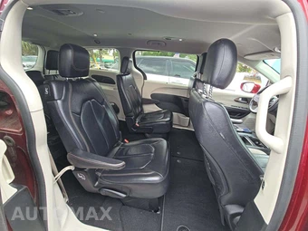 2017 Chrysler Pacifica Touring L 121.6" WB - miniatura 17