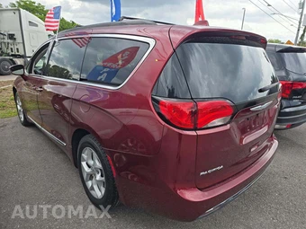 2017 Chrysler Pacifica Touring L 121.6" WB - miniatura 2