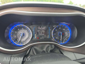 2017 Chrysler Pacifica Touring L 121.6" WB - miniatura 9