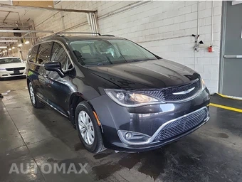 2017 Chrysler Pacifica Touring L 121.6" WB - miniatura 16