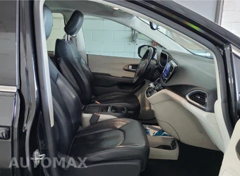 2017 Chrysler Pacifica Touring L 121.6" WB - miniatura 4