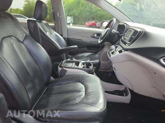 2017 Chrysler Pacifica Touring L 121.6" WB – miniatura 19