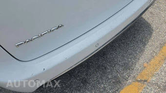 2017 Chrysler Pacifica Touring L 121.6" WB – miniatura 22