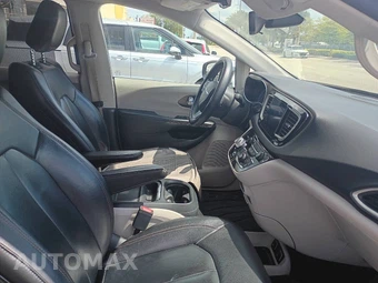 2017 Chrysler Pacifica Touring L 121.6" WB - miniatura 14