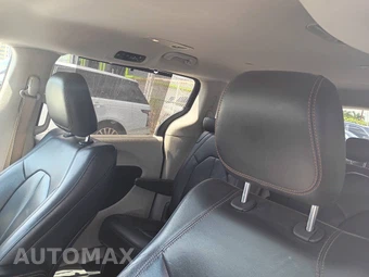 2017 Chrysler Pacifica Touring L 121.6" WB - miniatura 19
