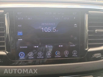 2017 Chrysler Pacifica Touring L 121.6" WB - miniatura 23