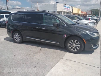 2017 Chrysler Pacifica Touring L 121.6" WB - miniatura 4