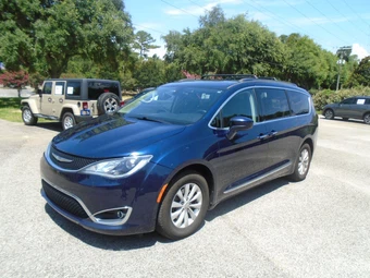 2017 Chrysler Pacifica Touring L 121.6" WB - samochód z USA z aukcji Manheim, oferta Kup Teraz w AUTOMAX