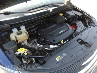 2017 Chrysler Pacifica Touring L 121.6" WB - miniatura 10