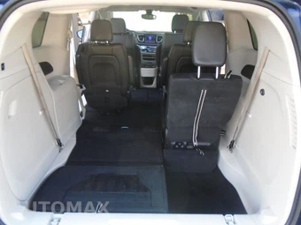 2017 Chrysler Pacifica Touring L 121.6" WB - miniatura 25