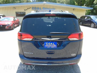 2017 Chrysler Pacifica Touring L 121.6" WB - miniatura 34
