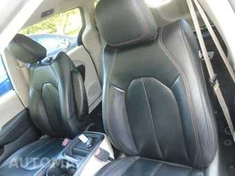 2017 Chrysler Pacifica Touring L 121.6" WB - miniatura 50