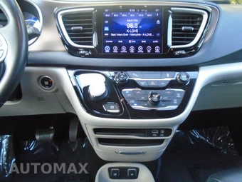2017 Chrysler Pacifica Touring L 121.6" WB - miniatura 83
