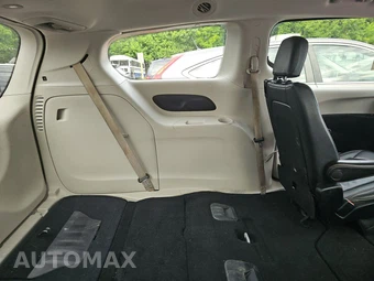 2017 Chrysler Pacifica Touring L 121.6" WB – miniatura 14