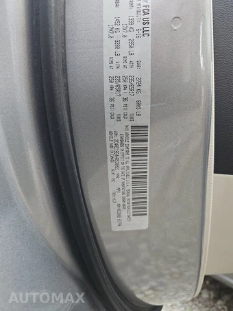 2017 Chrysler Pacifica Touring L 121.6" WB – miniatura 15