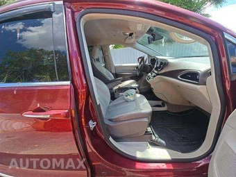 2017 Chrysler Pacifica Touring L 121.6" WB – miniatura 19